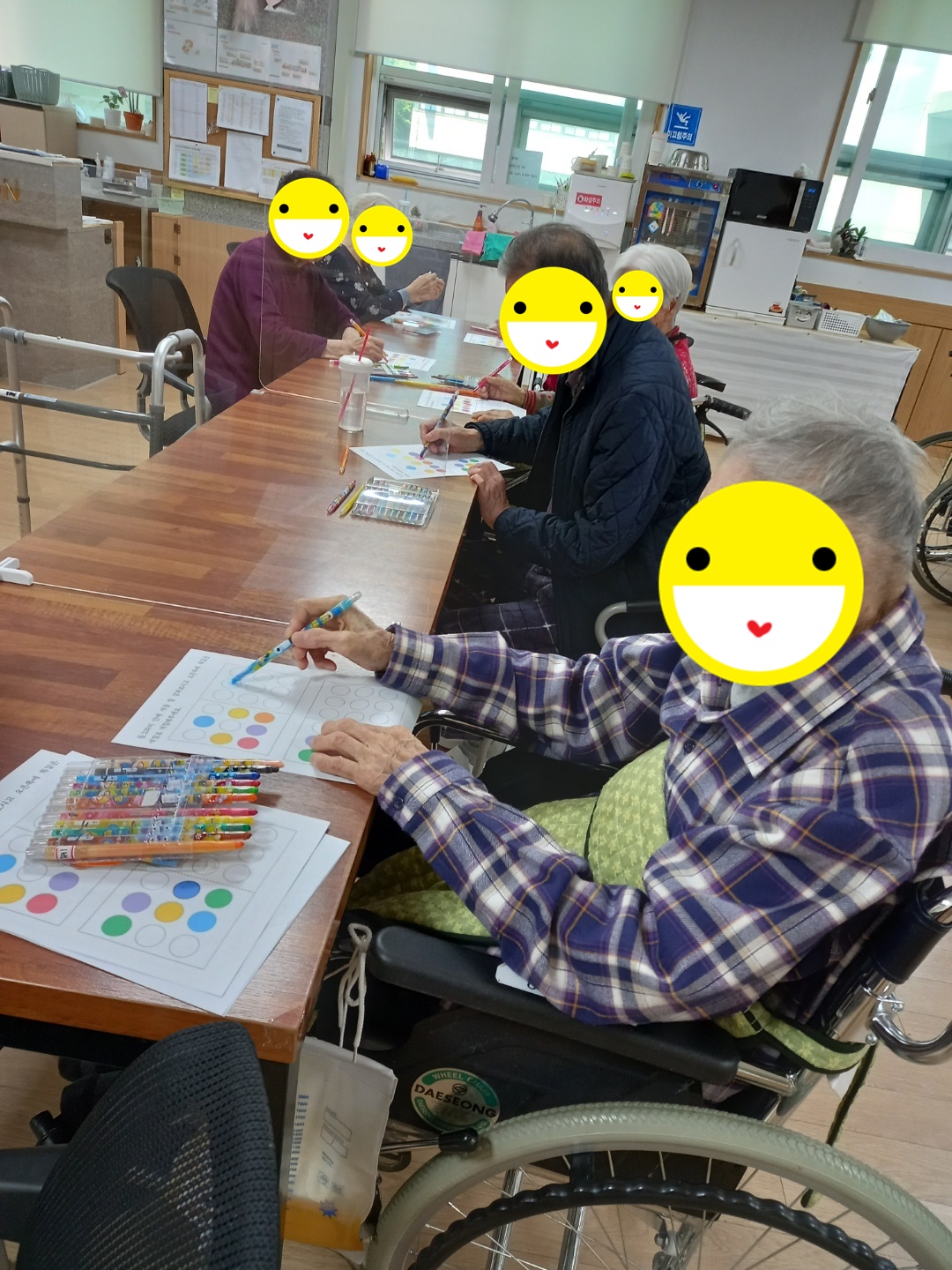 2022.05.16(월) 도형 찾아 색칠하기