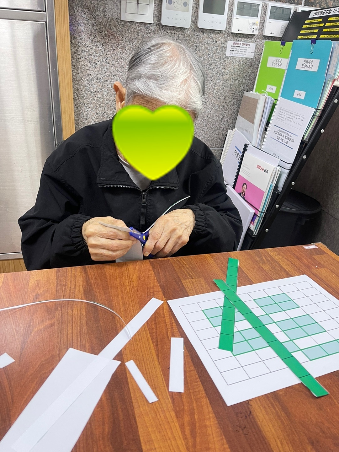 25.03.05. (화)_색종이자수